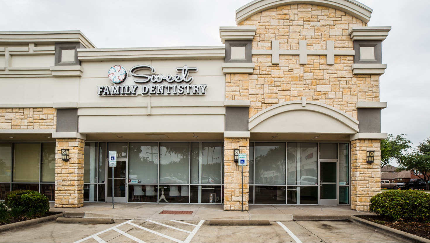 Outside shot of Sweet Family Dentistry